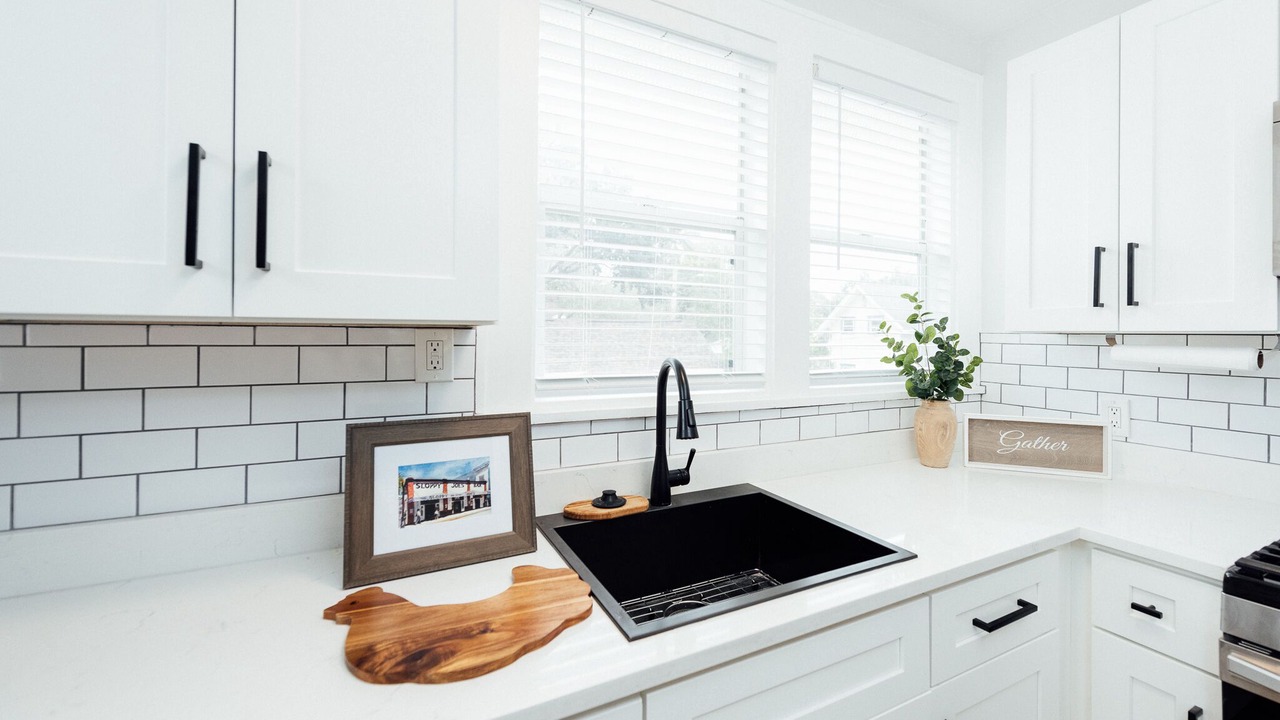 Photo of Kitchen in Crescent Lake