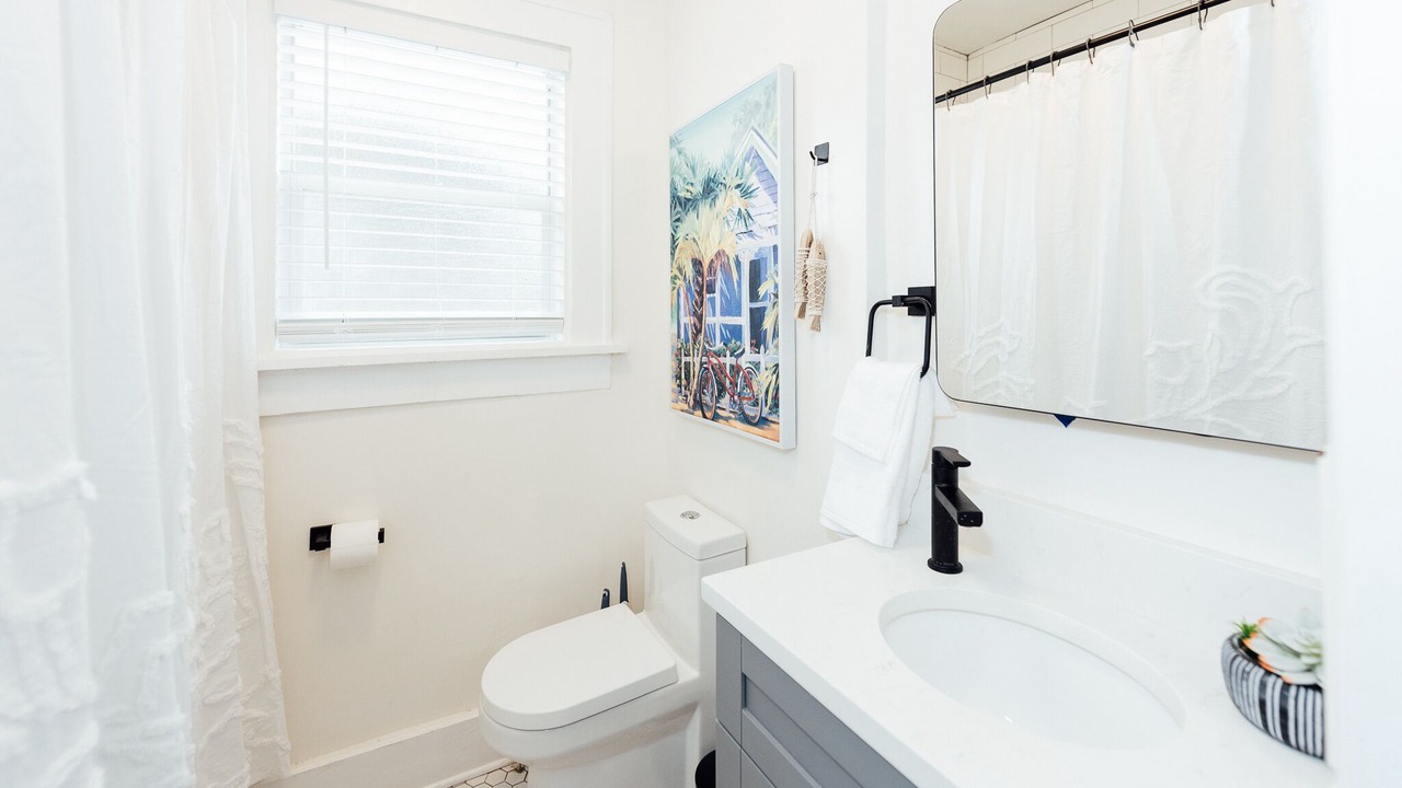 Photo of Bathroom in Crescent Lake