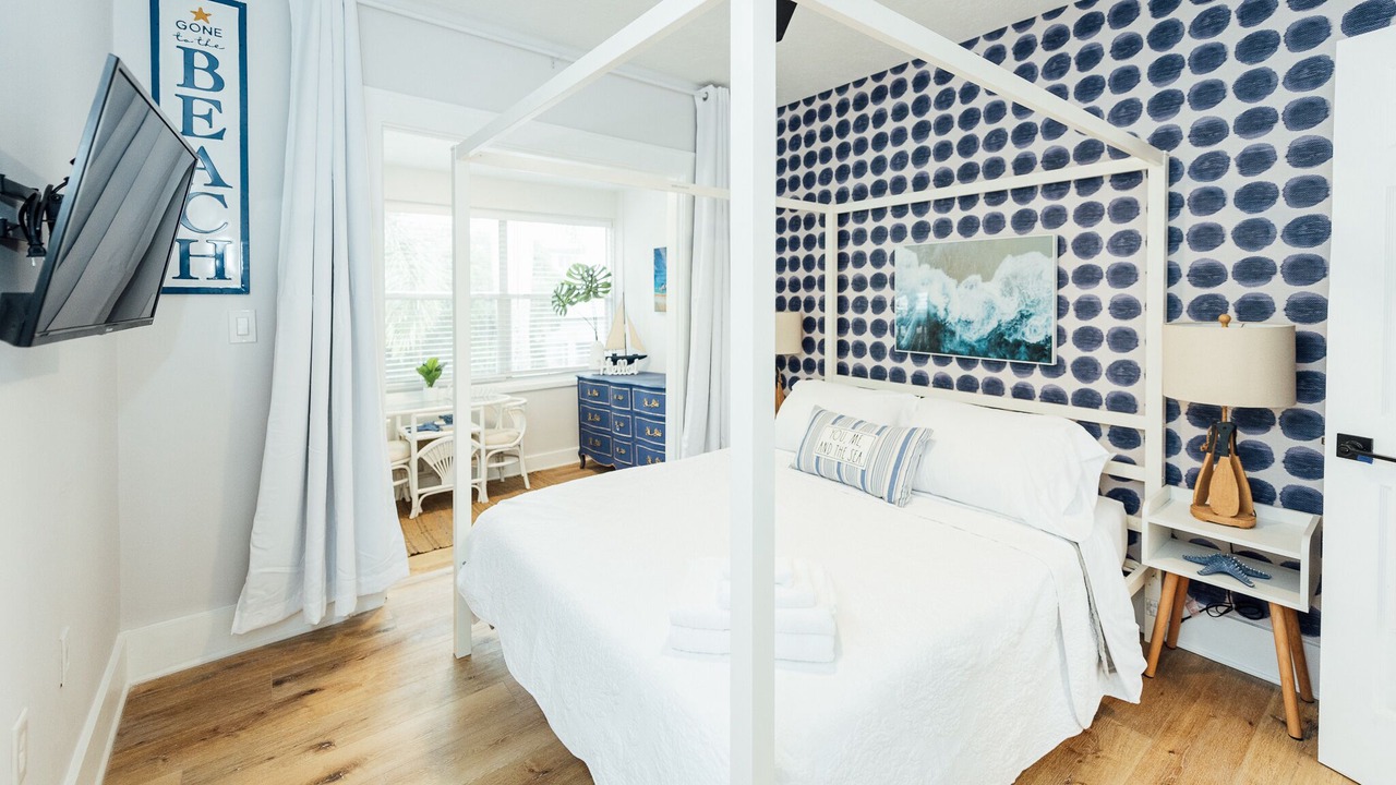 Photo of Bedroom in Historic Uptown