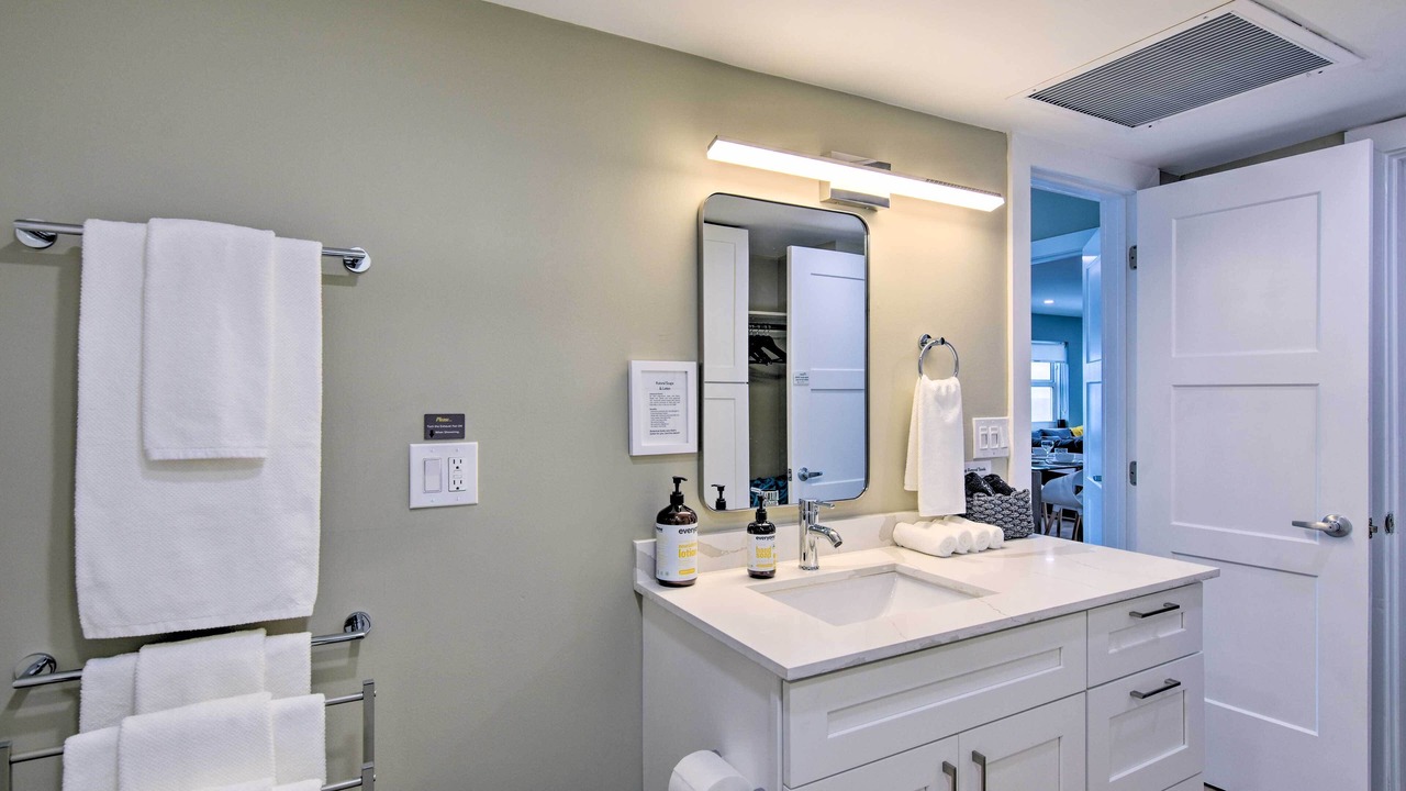 Photo of Bathroom in Galt Mile