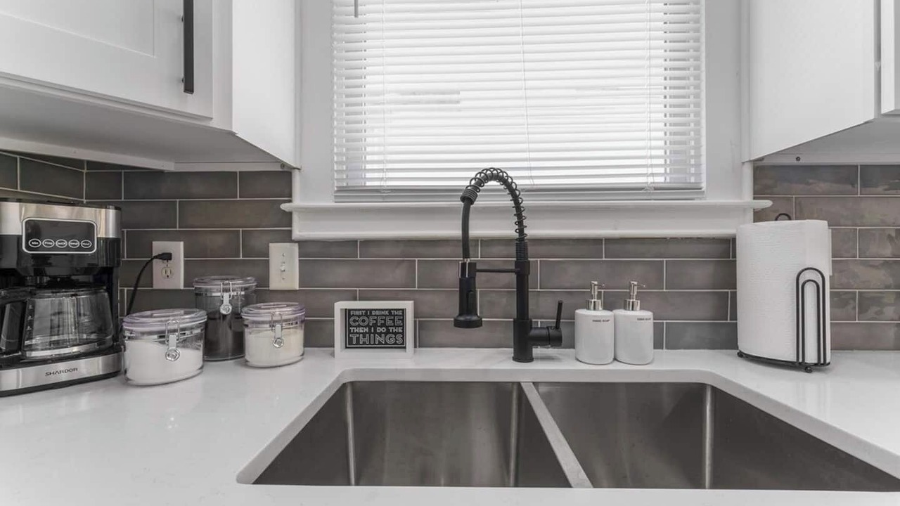 Photo of Kitchen in Hogan's Creek
