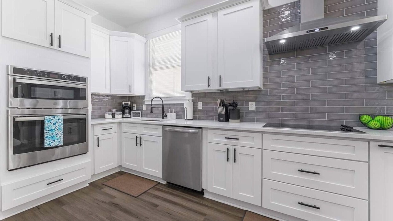 Photo of Kitchen in Hogan's Creek