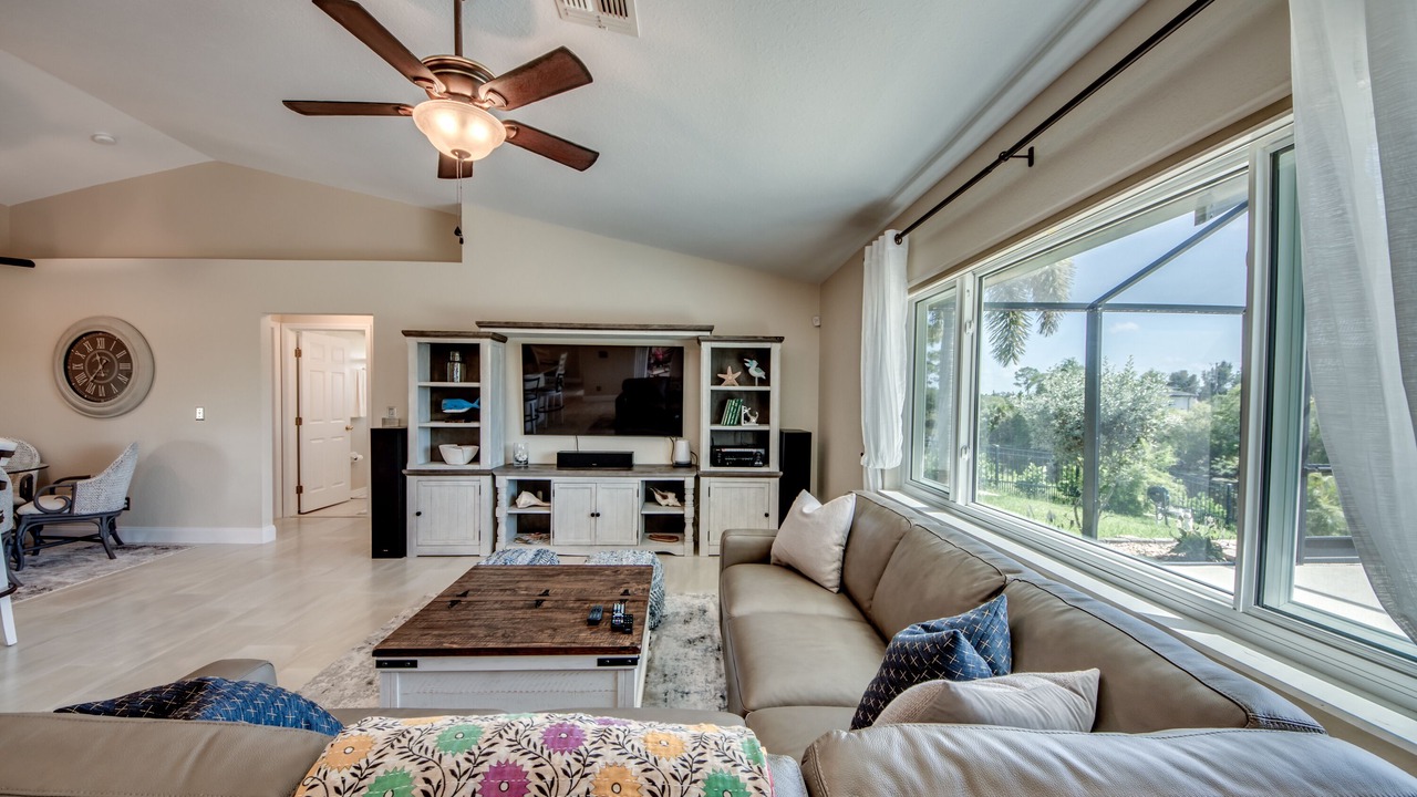 Photo of Livingroom in Fort Myers