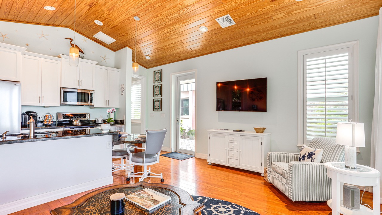 Photo of Bedroom in Stuart