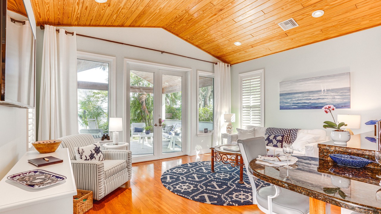 Photo of Bedroom in Stuart