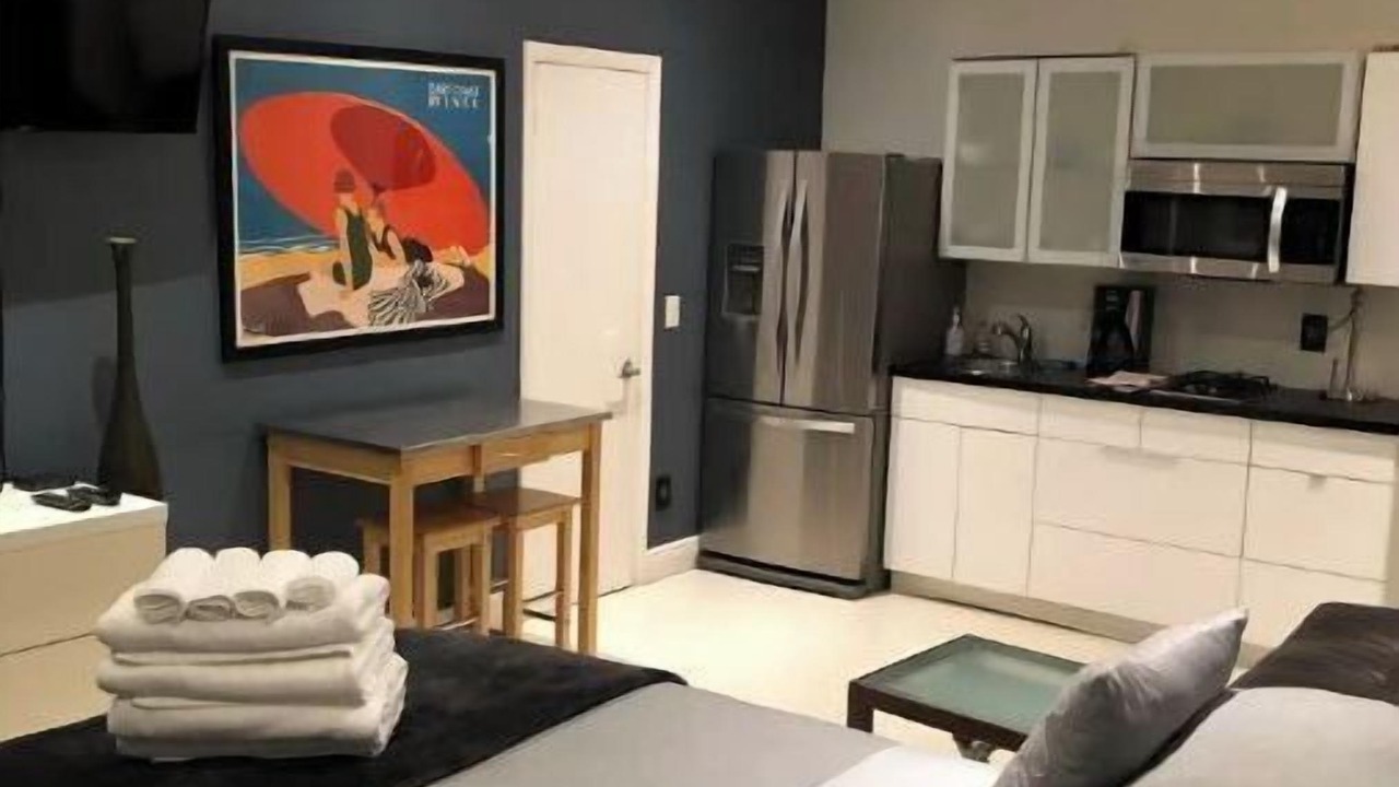 Photo of Bedroom in South of Fifth