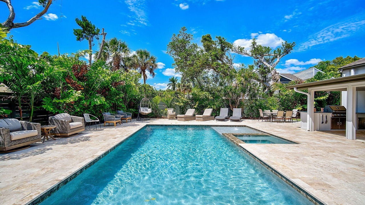 Photo of Outdoor in Bay Isle