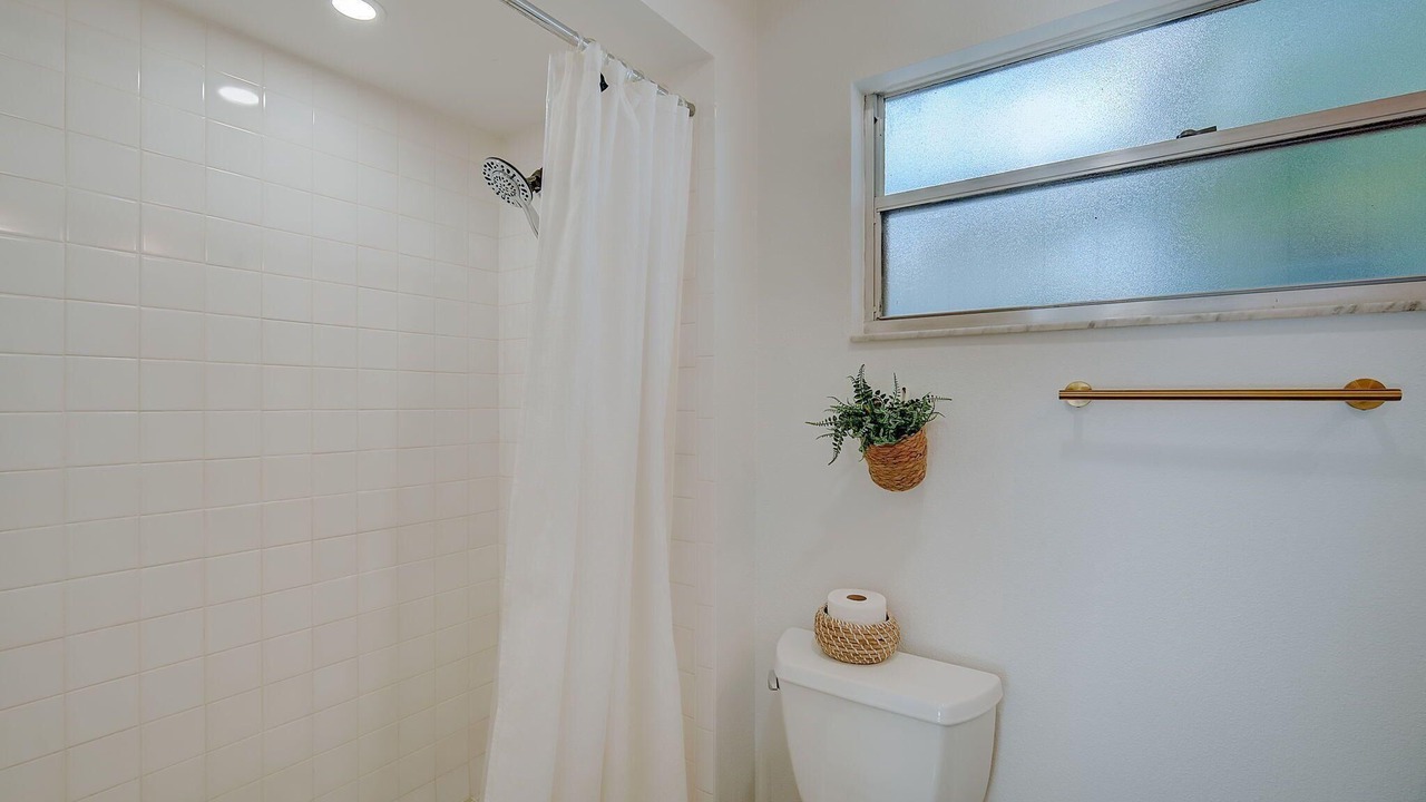 Photo of Bathroom in Bay Isle