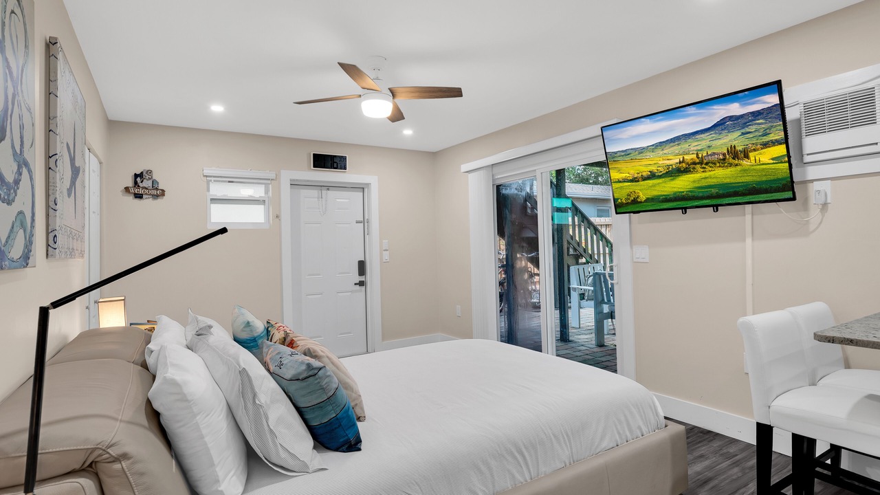 Photo of Bedroom in Mango Groves