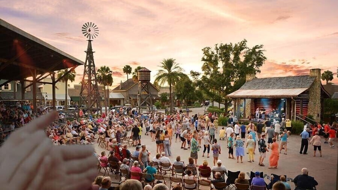 Photo of Others in Wildwood