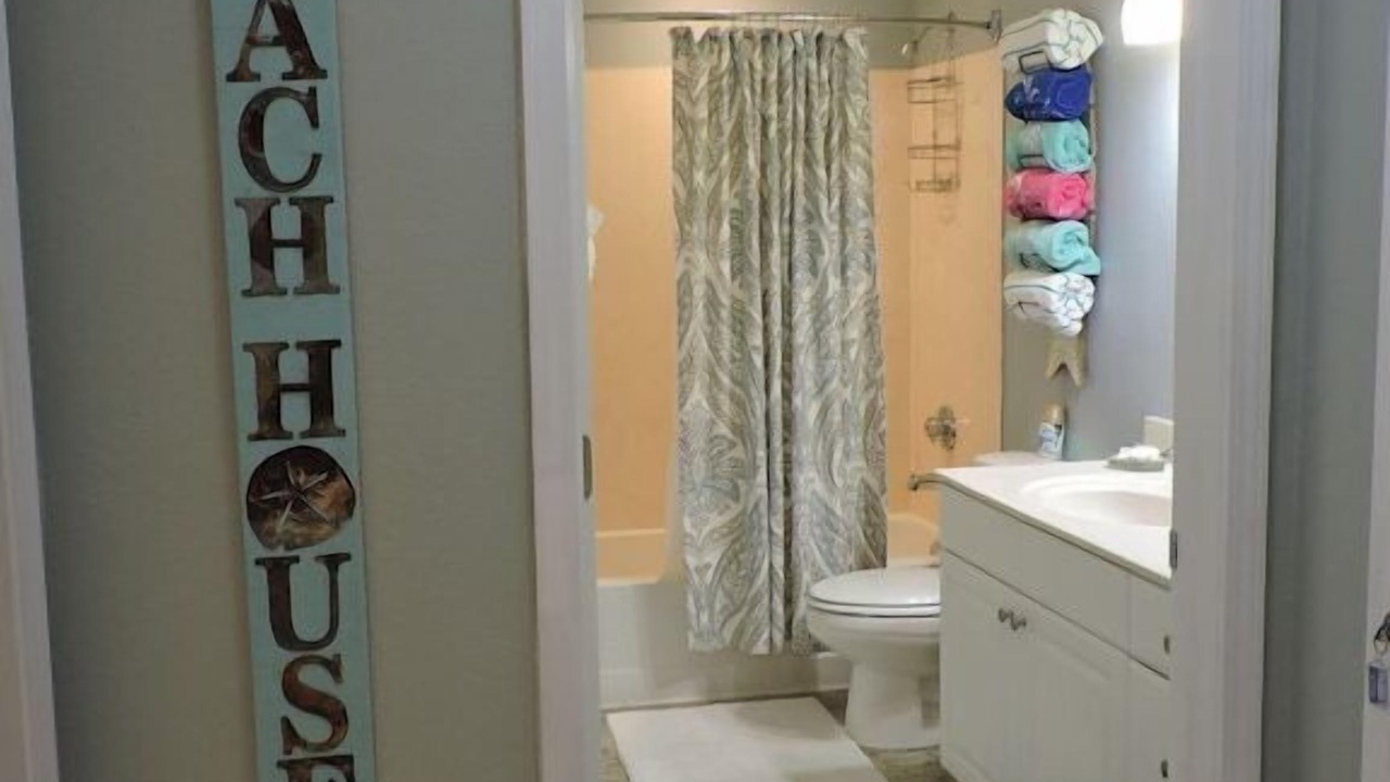 Photo of Bathroom in El Centro Beach