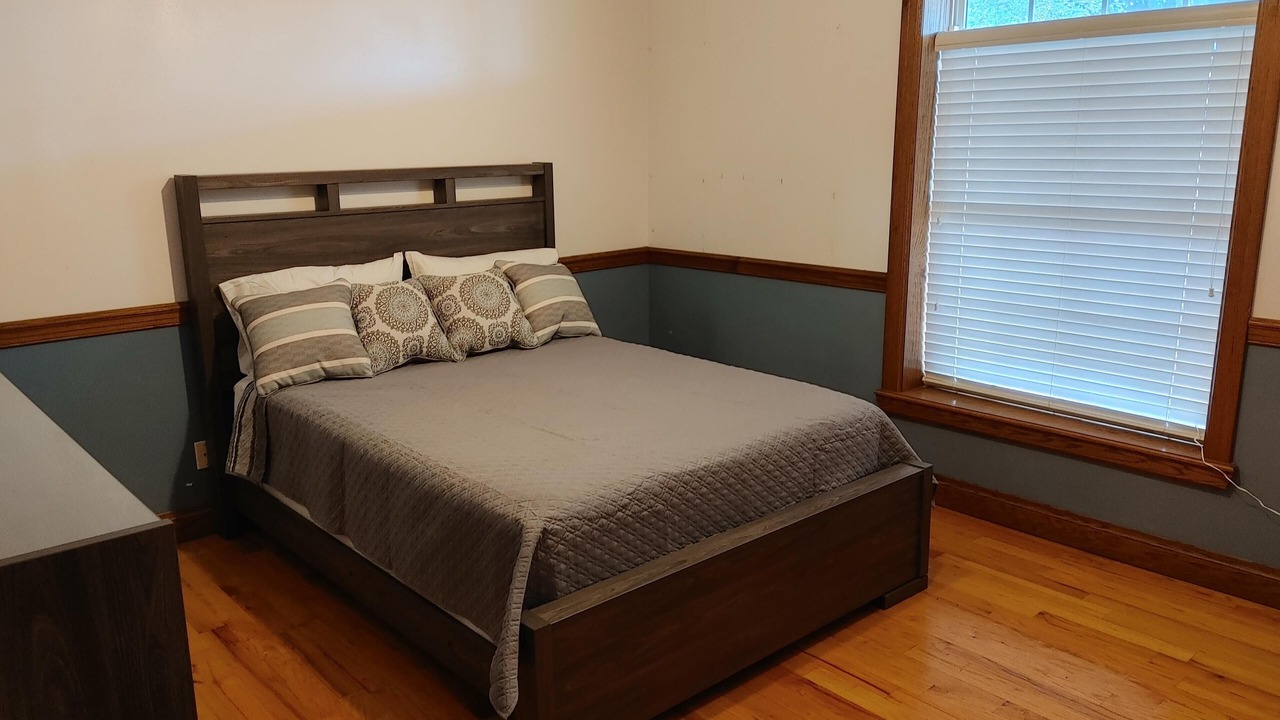 Photo of Bedroom in Tropic