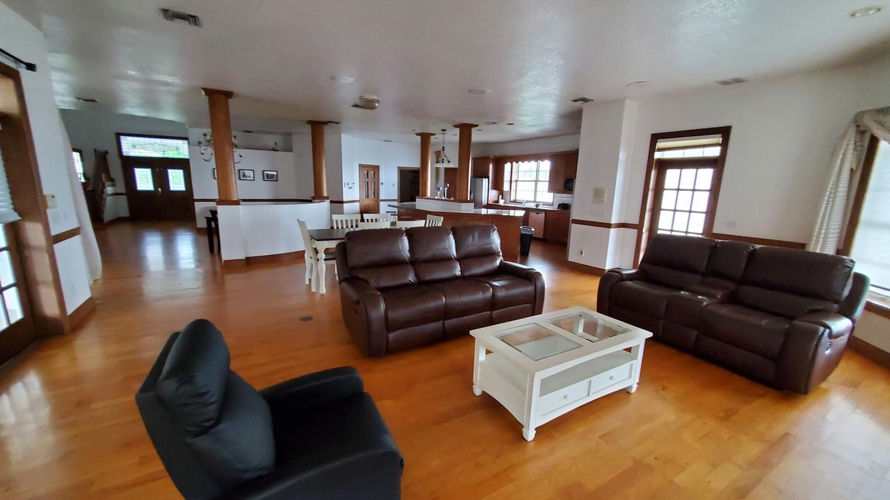 Photo of Livingroom in Tropic