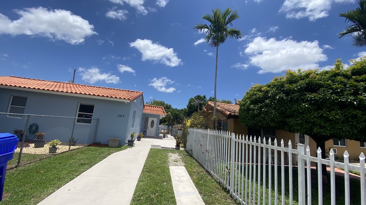 Photo of Outdoor in Flagami