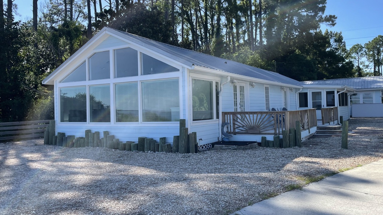 Photo of Outdoor in Eastpoint