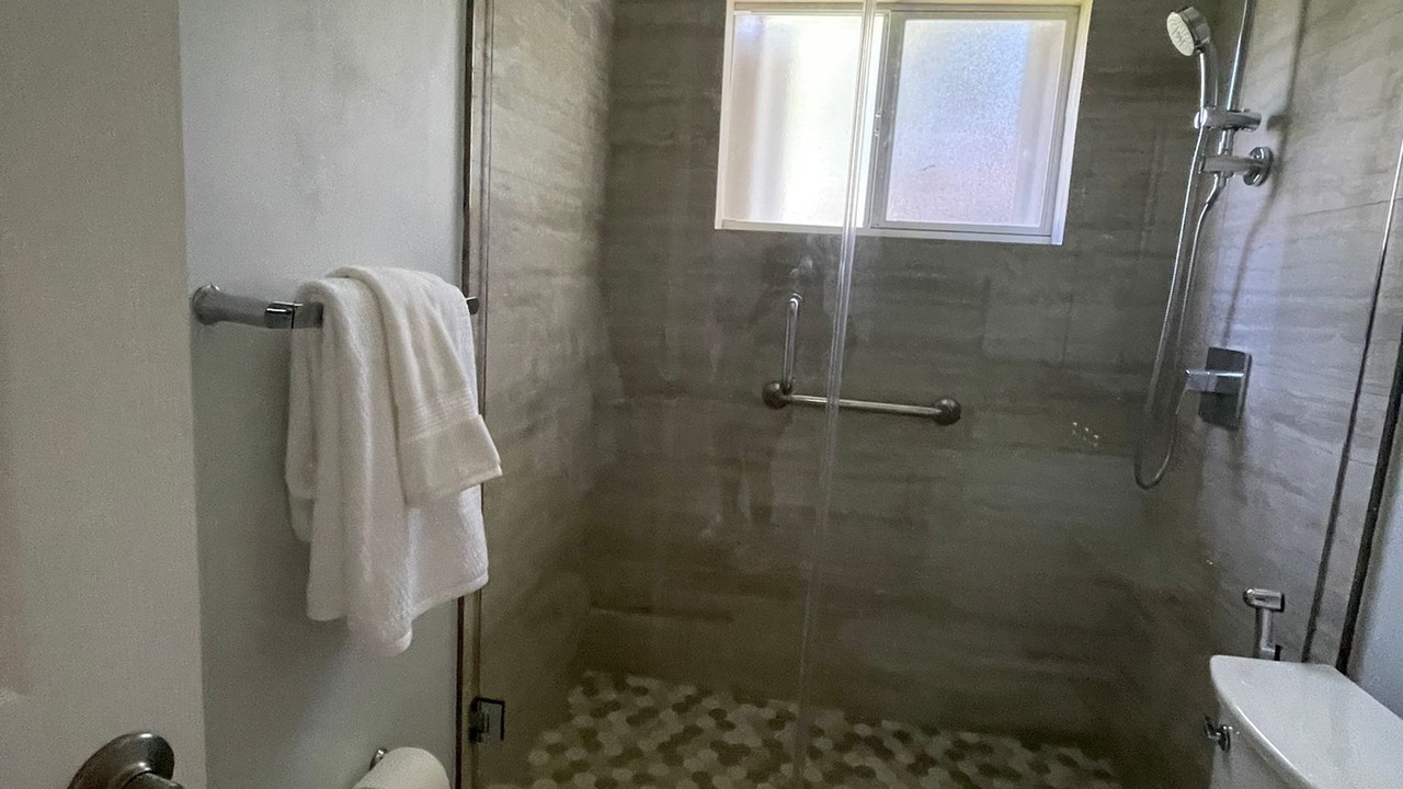 Photo of Bathroom in The Roads