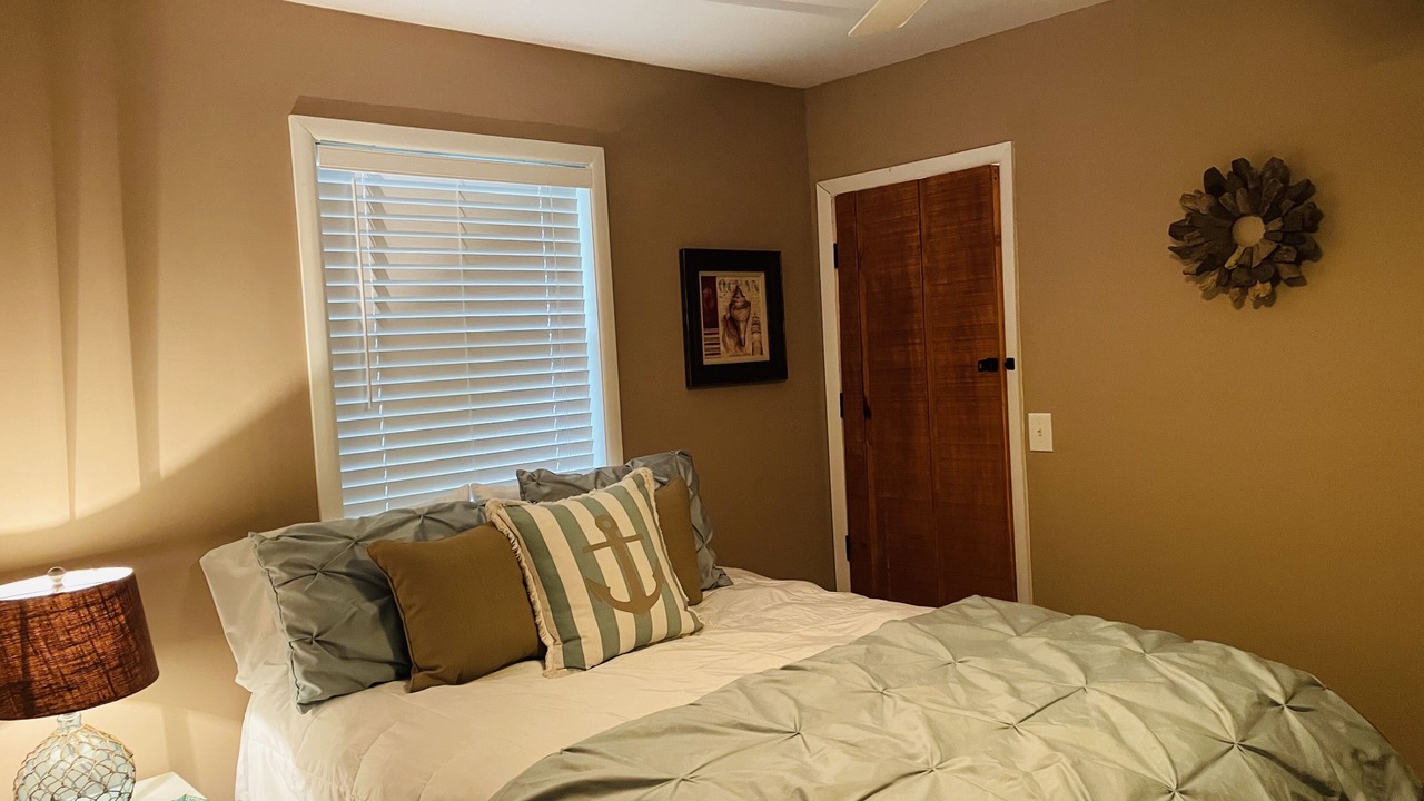 Photo of Bedroom in Ambersand Beach