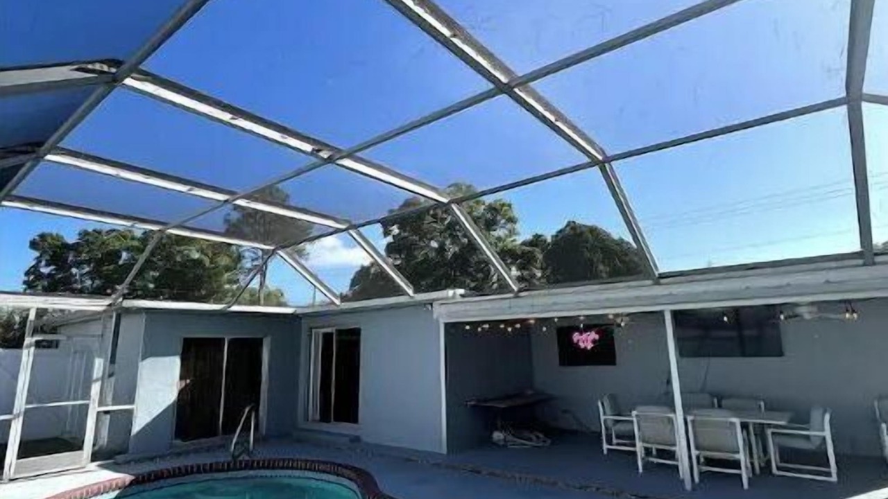 Photo of Outdoor in Pinecrest West Park