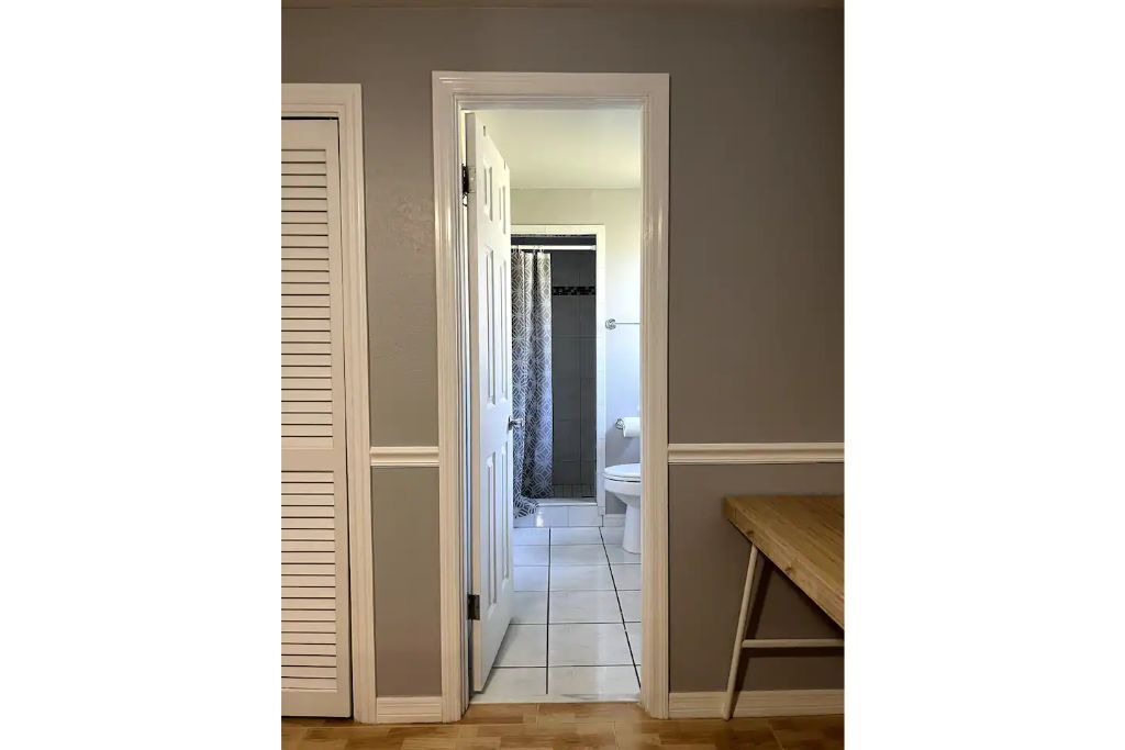 Photo of Bathroom in Pinecrest West Park
