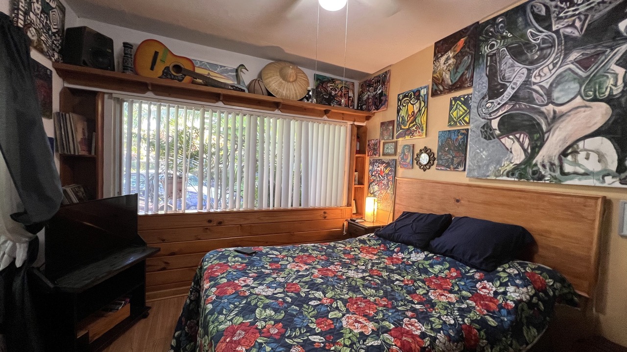 Photo of Bedroom in Cutler Bay