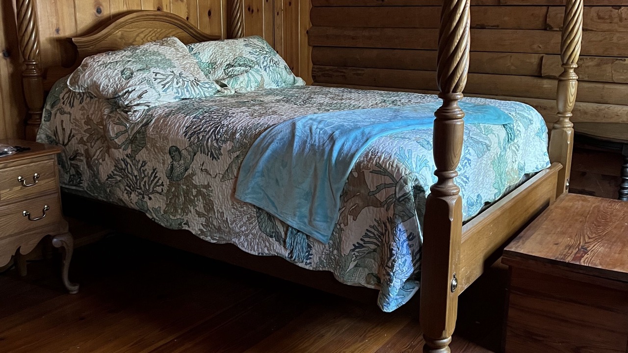 Photo of Bedroom in Panacea