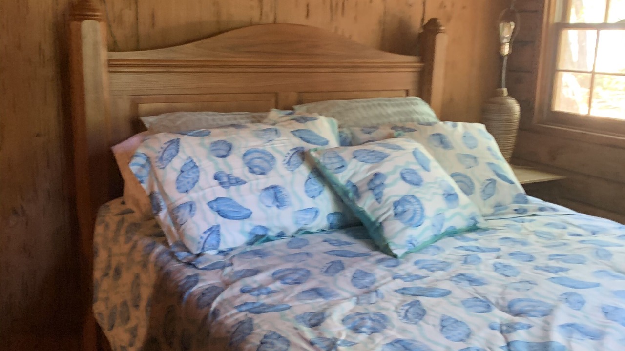 Photo of Bedroom in Panacea