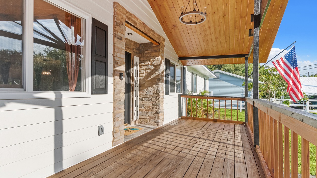 Photo of Patio Balcony in Riverview