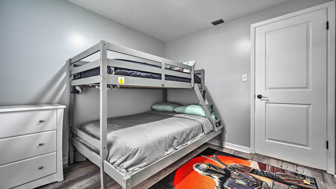 Photo of Bedroom in Seffner Community Alliance