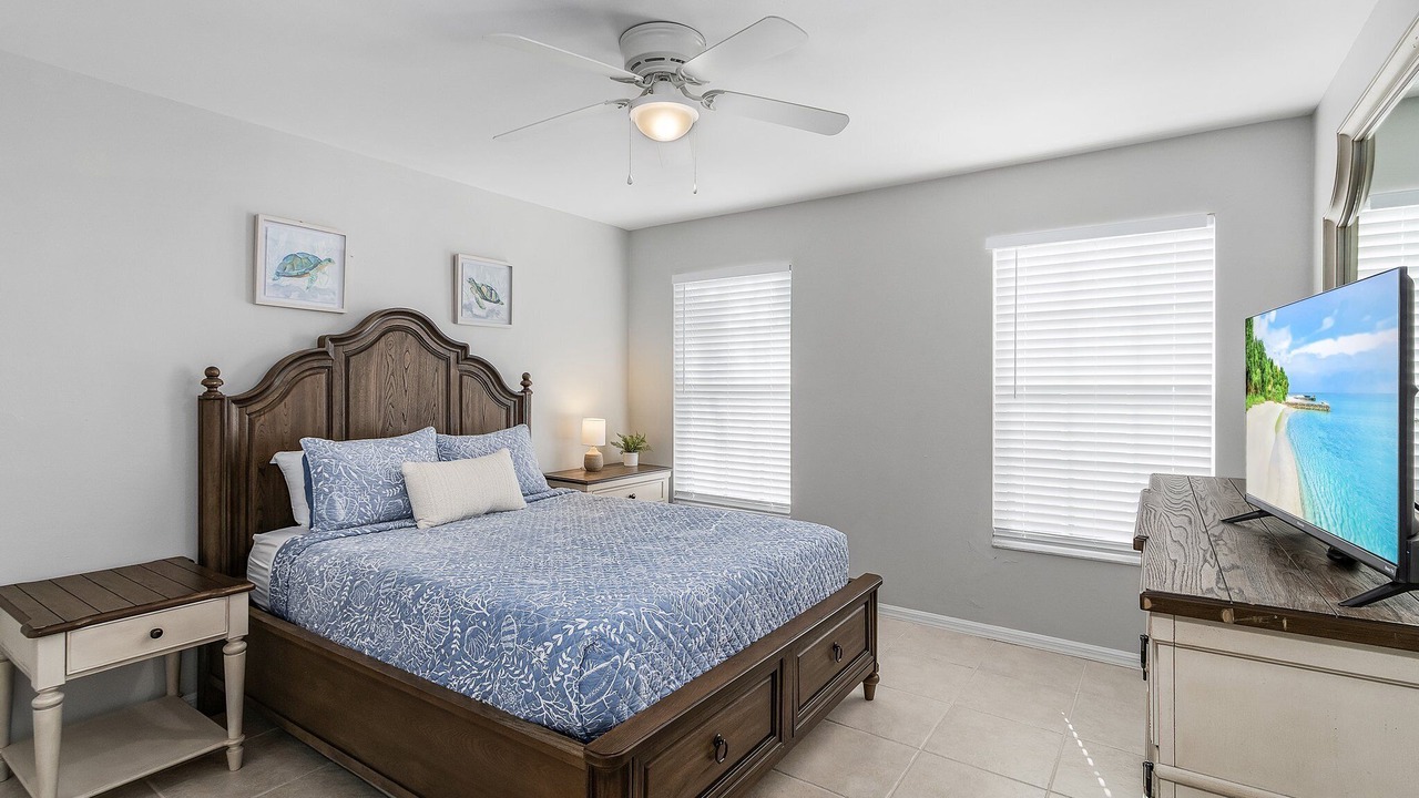 Photo of Bedroom in Beachwalk Isles