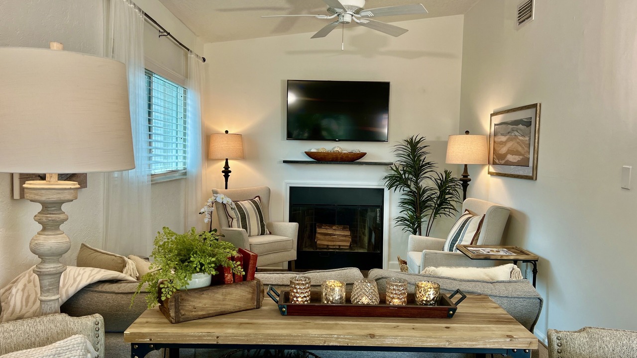 Photo of Livingroom in Cocoa Beach