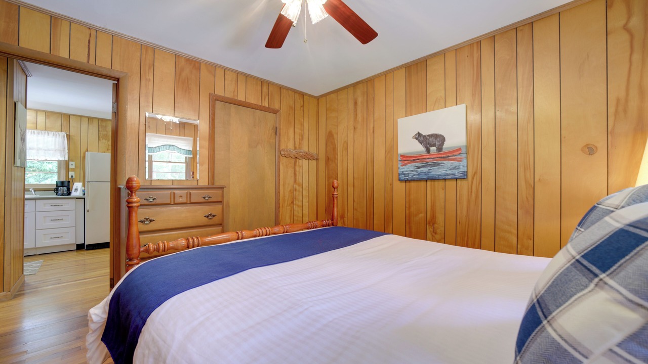 Photo of Bedroom in Bryson City