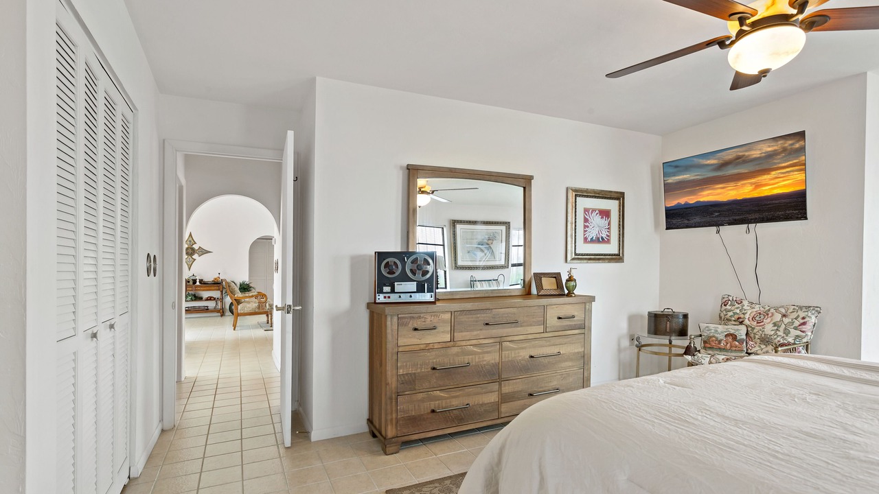 Photo of Bedroom in Vanderbilt Conners