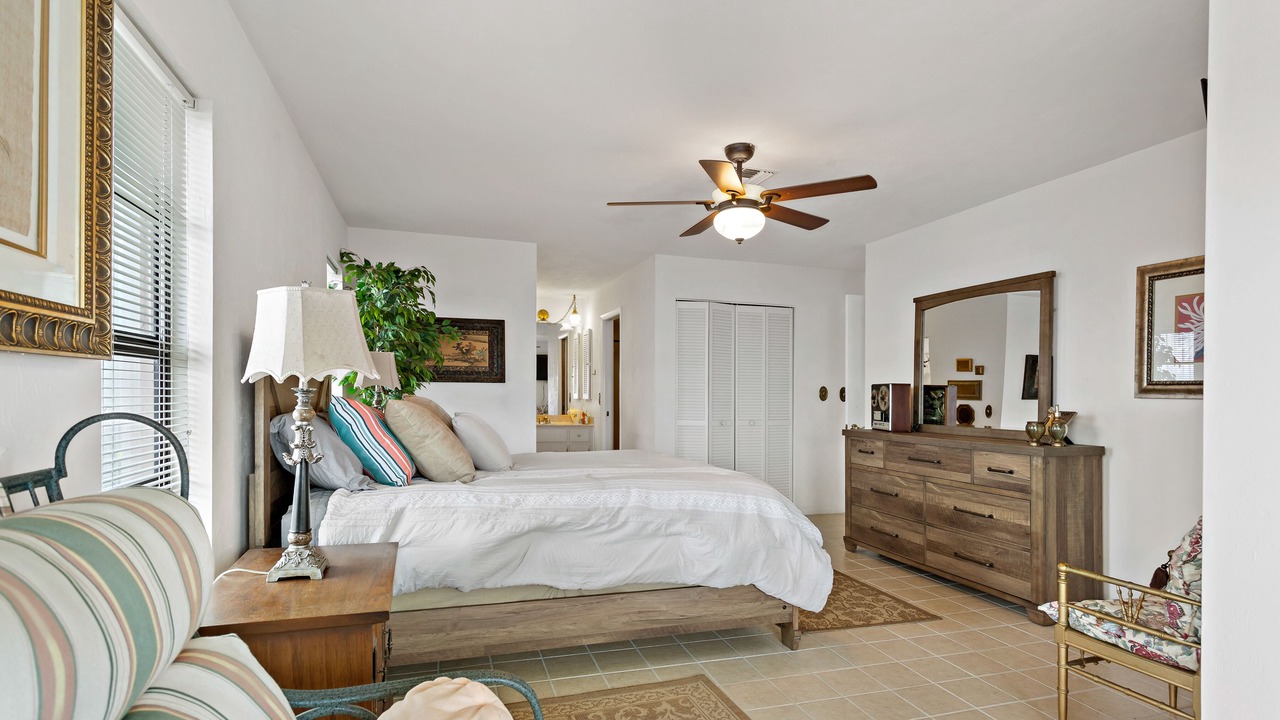 Photo of Bedroom in Vanderbilt Conners