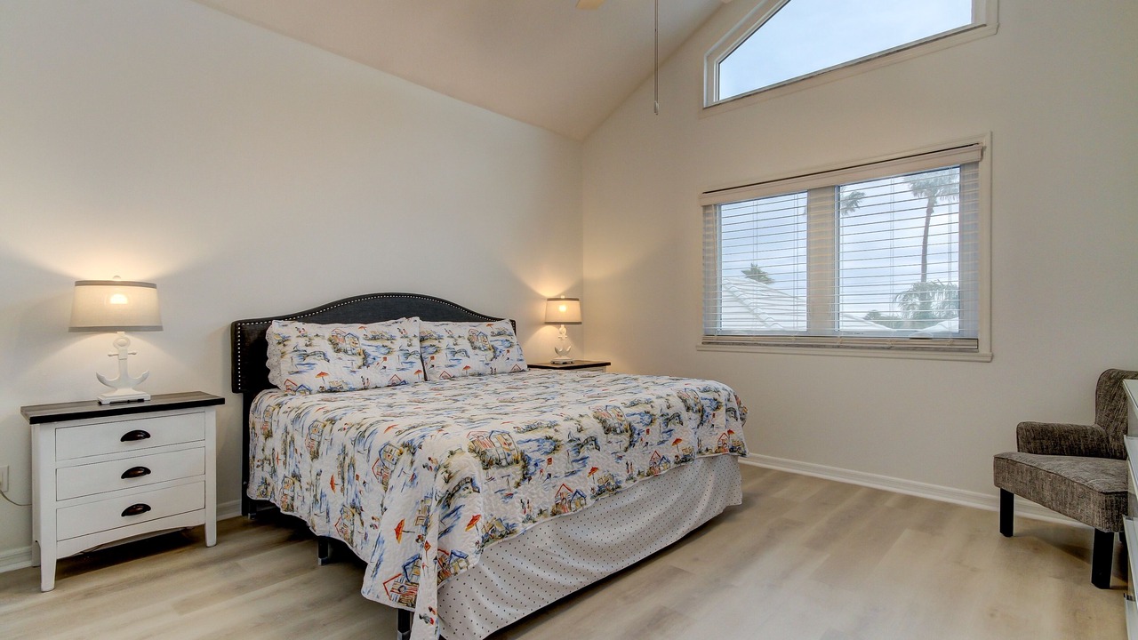 Photo of Bedroom in Belleair Beach