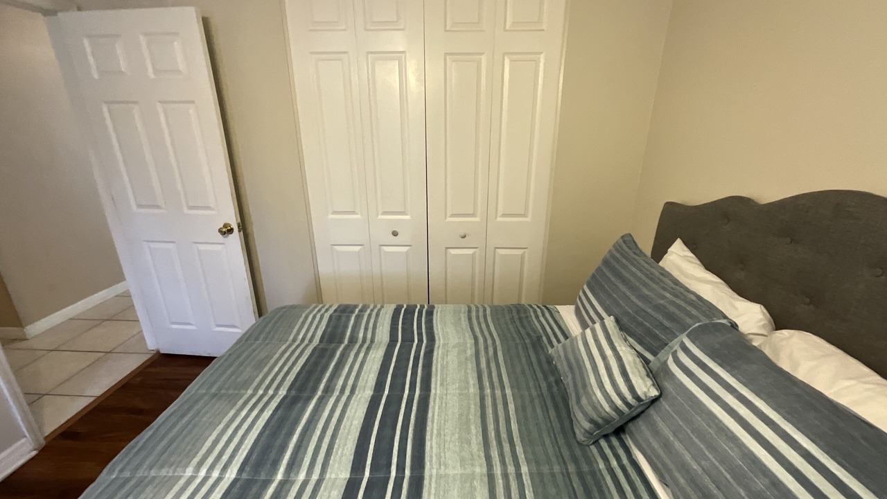 Photo of Bedroom in Sky Lake