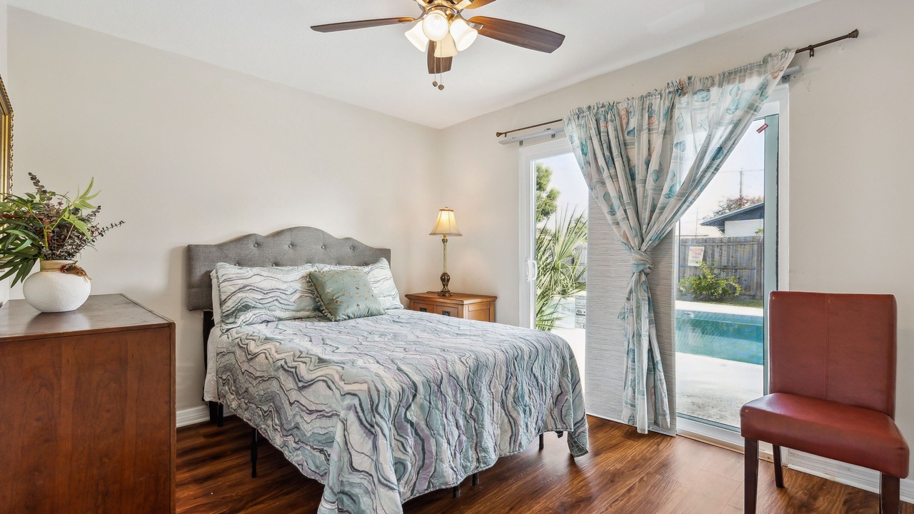 Photo of Bedroom in Sky Lake