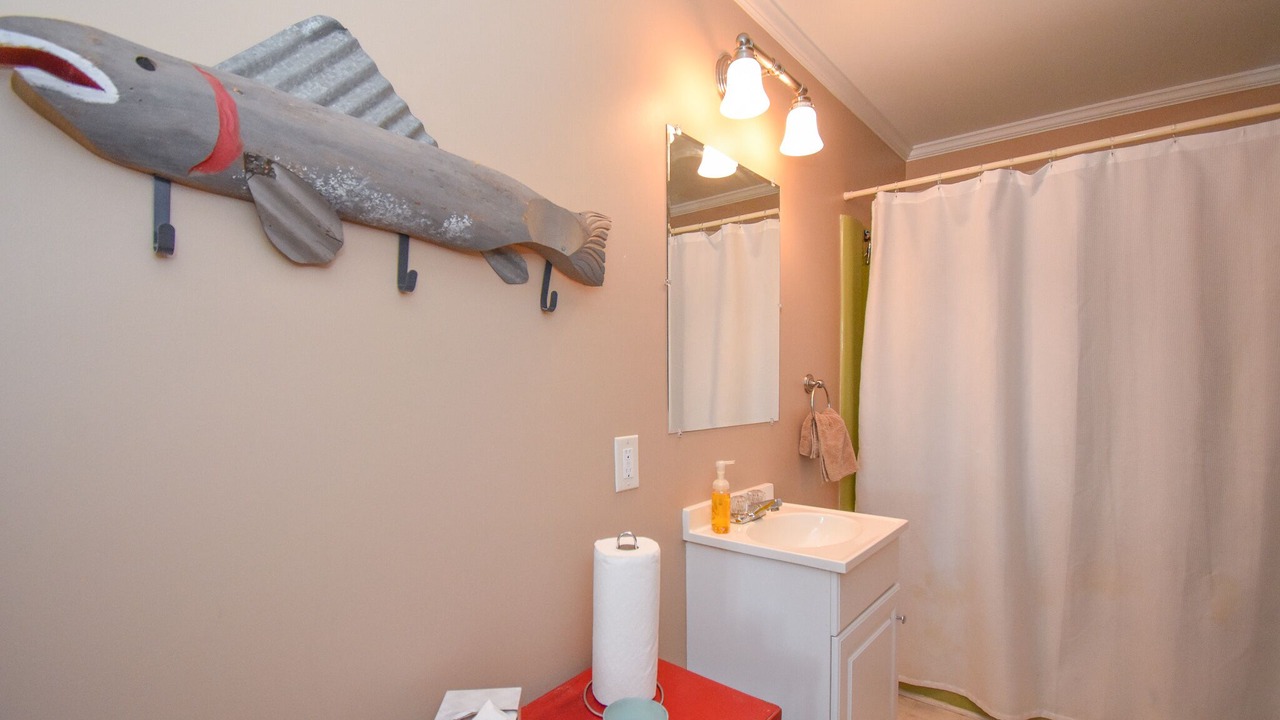 Photo of Bathroom in Alexander City