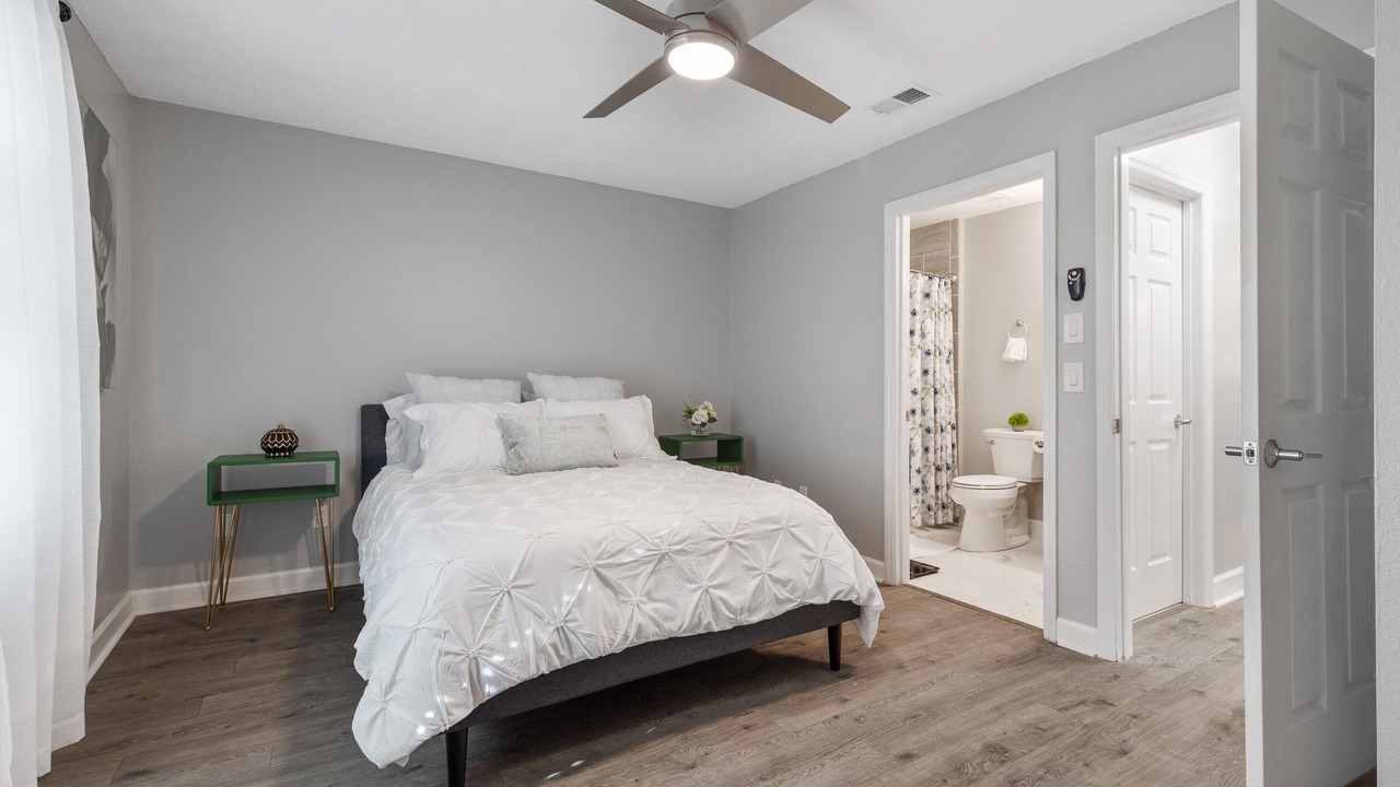 Photo of Bedroom in Tallahassee