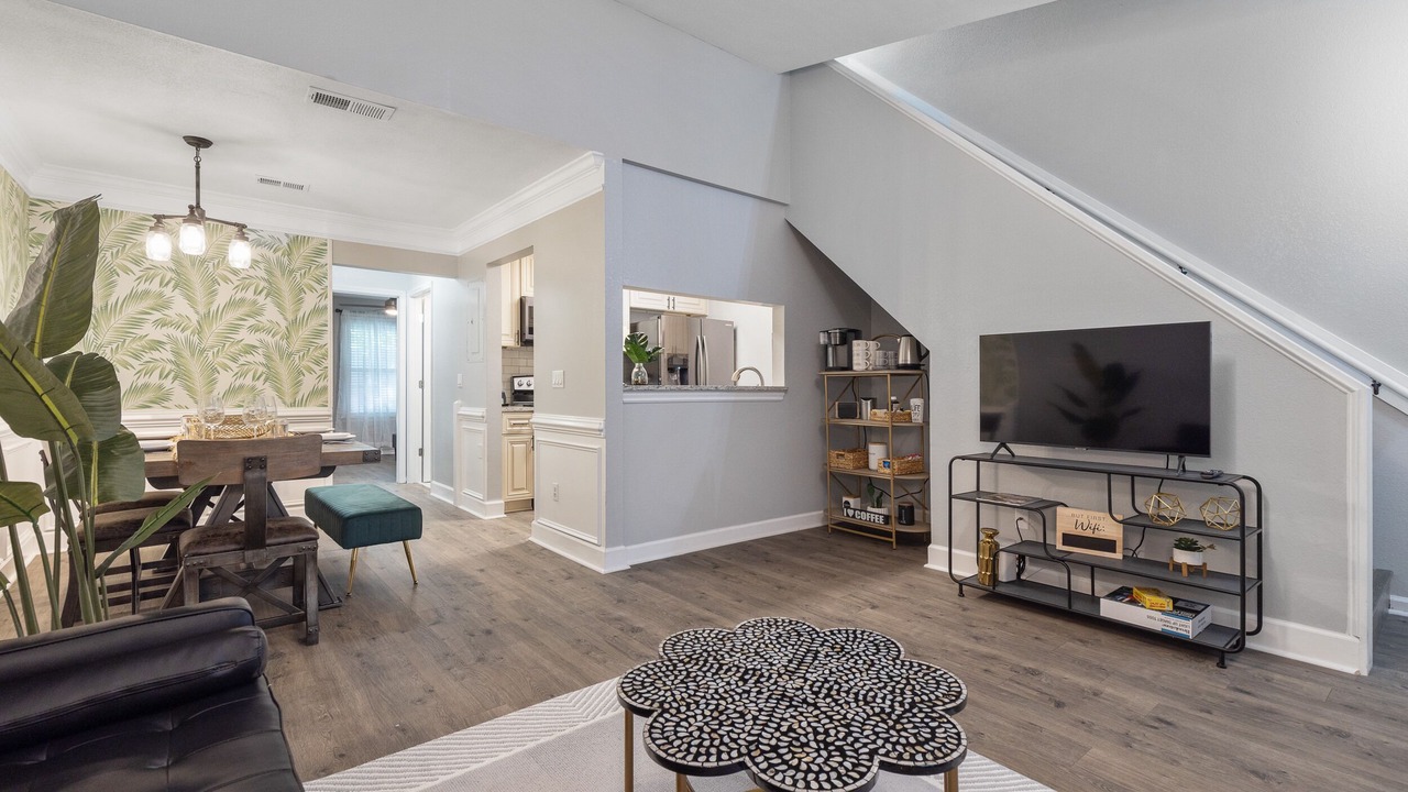Photo of Livingroom in Tallahassee