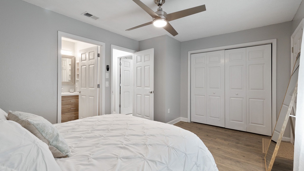 Photo of Bedroom in Tallahassee