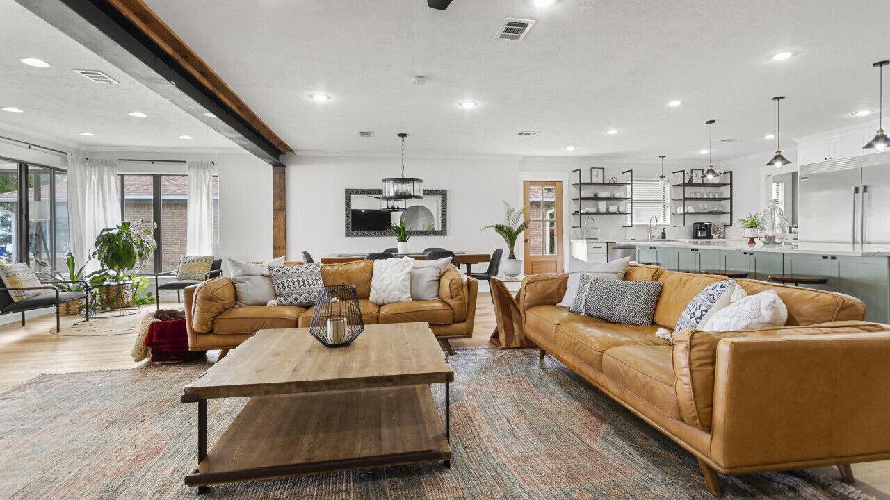 Photo of Livingroom in Florida Panhandle