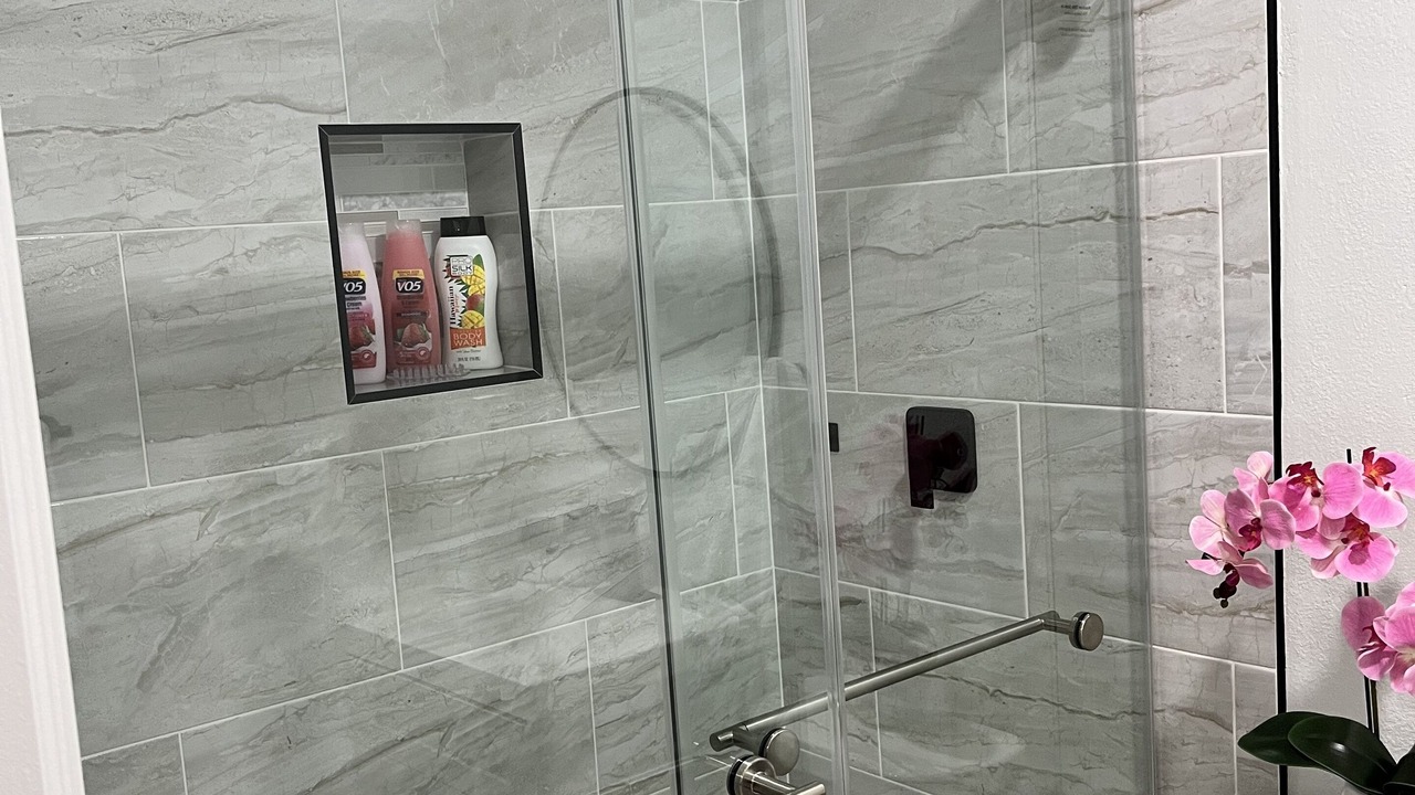 Photo of Bathroom in San Carlos Park