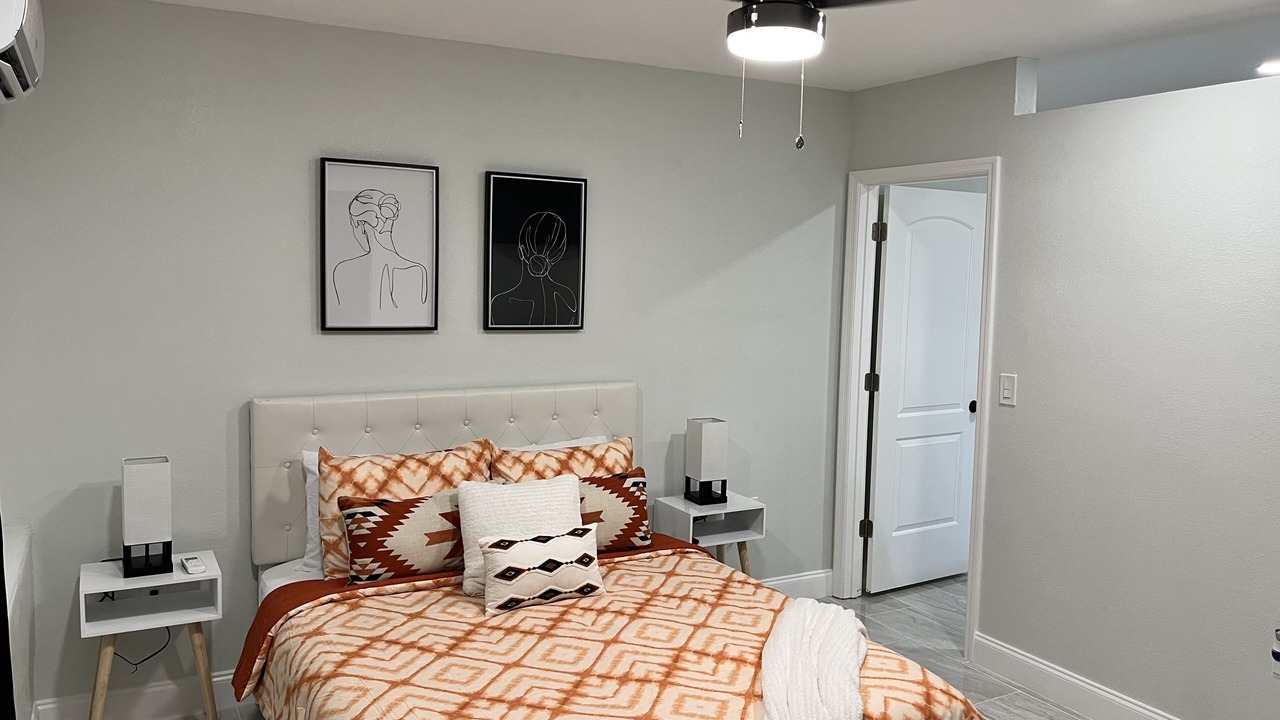 Photo of Bedroom in San Carlos Park