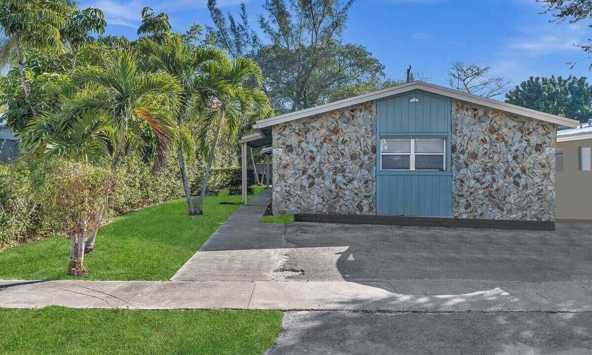 Photo of Outdoor in Little Ranches