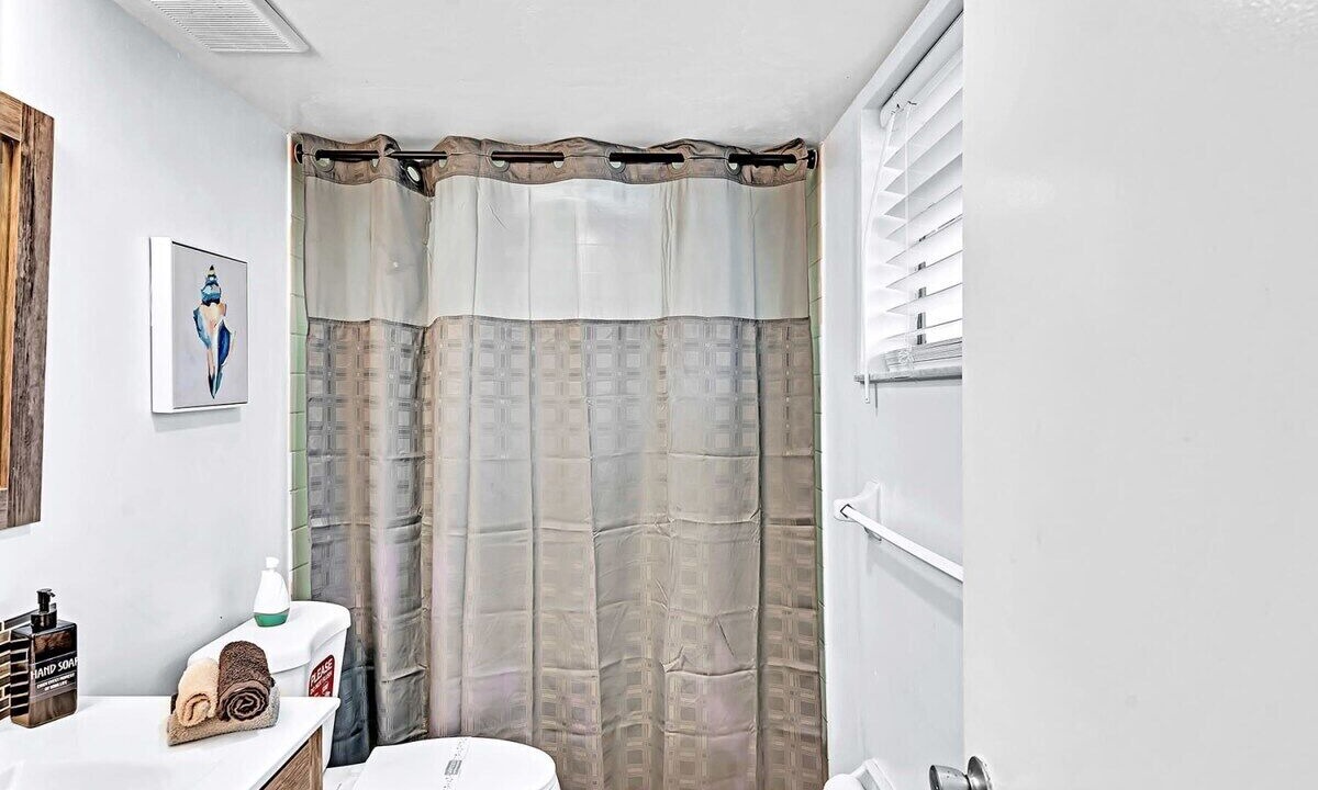 Photo of Bathroom in Little Ranches