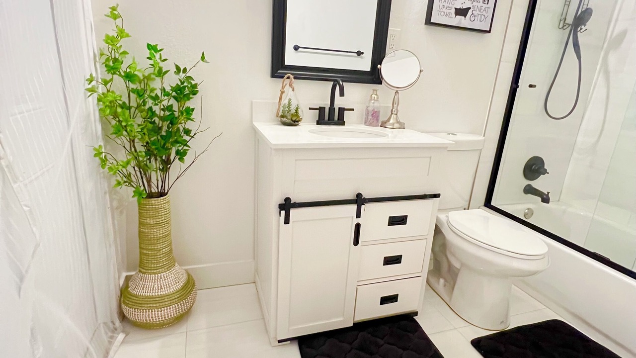 Photo of Bathroom in Pembroke Pines