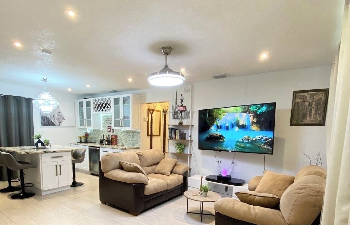 Photo of Livingroom in Pembroke Pines