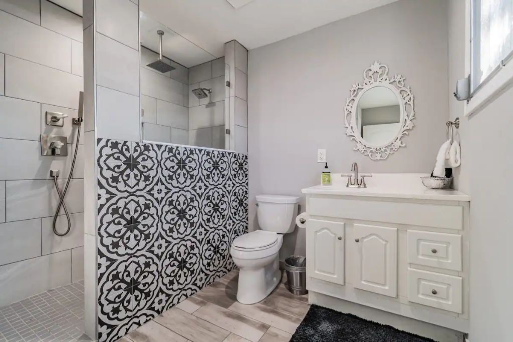 Photo of Bathroom in Bay Crest Park