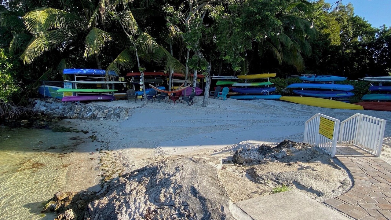 Photo of Others in Largo Sound Village