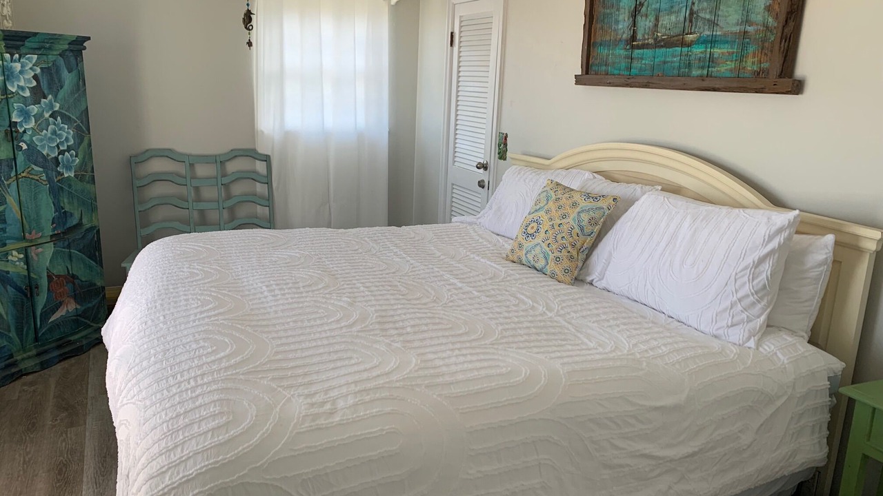 Photo of Bedroom in Alligator Point